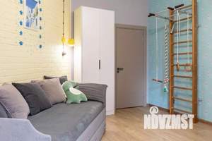 2-к квартира, посуточно, 82м2, 1/1 этаж