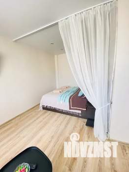 Студия квартира, посуточно, 28м2, 5/17 этаж