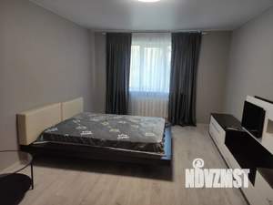 1-к квартира, посуточно, 61м2, 1/10 этаж