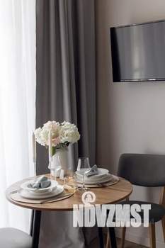 1-к квартира, посуточно, 38м2, 2/10 этаж