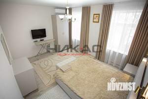 3-к квартира, на длительный срок, 90м2, 4/4 этаж