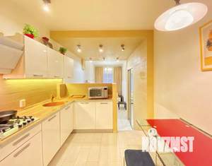 2-к квартира, посуточно, 42м2, 1/4 этаж