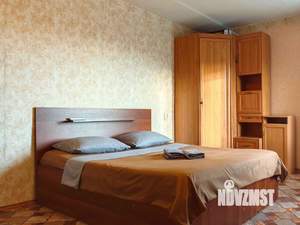 1-к квартира, посуточно, 38м2, 4/12 этаж