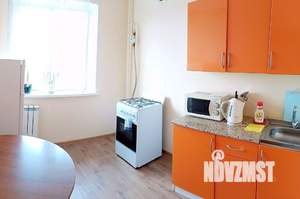 2-к квартира, посуточно, 50м2, 1/1 этаж