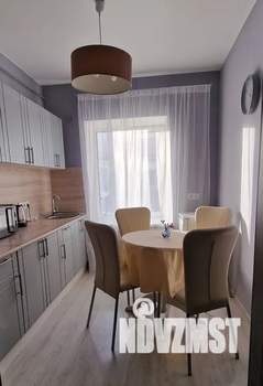 1-к квартира, посуточно, 35м2, 3/3 этаж