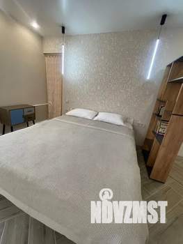 Студия квартира, посуточно, 33м2, 4/5 этаж
