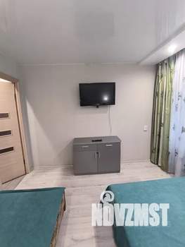 2-к квартира, посуточно, 42м2, 3/5 этаж