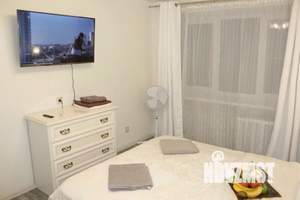 2-к квартира, посуточно, 46м2, 1/1 этаж