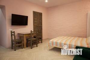 Студия квартира, посуточно, 30м2, 1/2 этаж