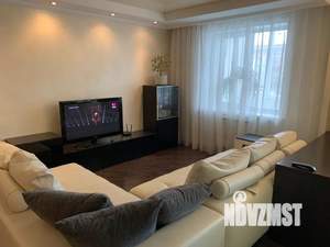 Студия квартира, посуточно, 68м2, 2/7 этаж