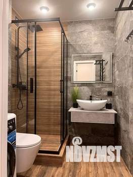 Студия квартира, посуточно, 33м2, 1/4 этаж