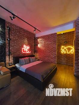 Студия квартира, посуточно, 42м2, 1/4 этаж