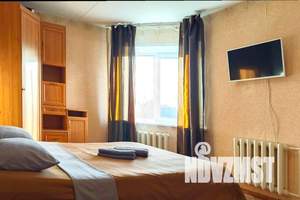 1-к квартира, посуточно, 38м2, 4/12 этаж