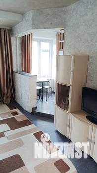 Студия квартира, посуточно, 40м2, 3/4 этаж