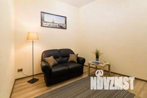2-к квартира, посуточно, 46м2, 3/20 этаж