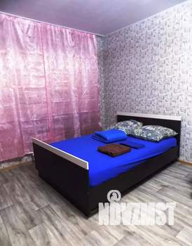 1-к квартира, посуточно, 40м2, 1/10 этаж