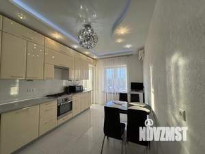 3-к квартира, посуточно, 98м2, 1/1 этаж