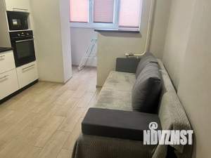 1-к квартира, посуточно, 40м2, 3/10 этаж