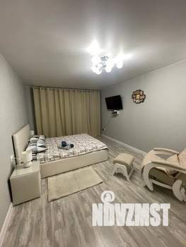 1-к квартира, посуточно, 32м2, 7/9 этаж