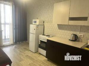 1-к квартира, посуточно, 40м2, 3/18 этаж