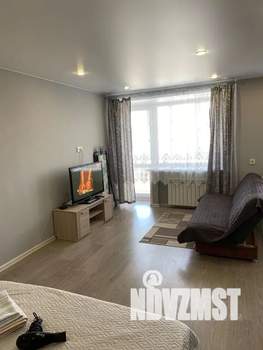 Студия квартира, посуточно, 32м2, 6/9 этаж