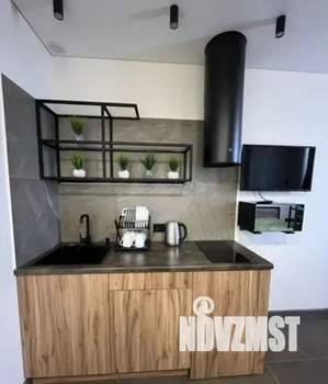 Студия квартира, посуточно, 27м2, 1/25 этаж
