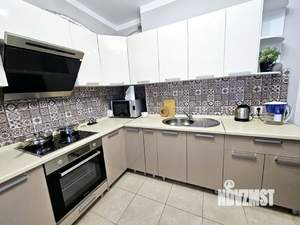 2-к квартира, посуточно, 58м2, 1/9 этаж