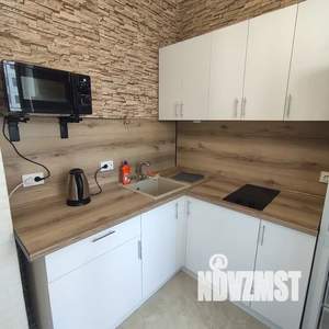 Студия квартира, посуточно, 27м2, 4/17 этаж