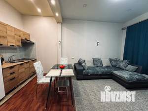 Студия квартира, посуточно, 40м2, 2/2 этаж