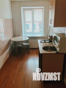 1-к квартира, посуточно, 40м2, 2/3 этаж