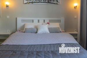 Студия квартира, посуточно, 30м2, 7/9 этаж