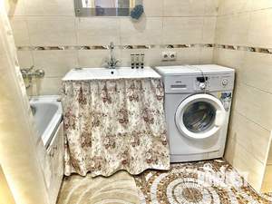 1-к квартира, посуточно, 43м2, 1/8 этаж