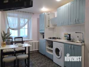 2-к квартира, посуточно, 49м2, 1/9 этаж