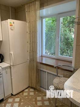 Студия квартира, посуточно, 33м2, 2/5 этаж