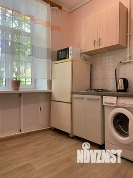 1-к квартира, посуточно, 32м2, 1/5 этаж