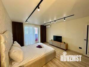 1-к квартира, посуточно, 65м2, 1/1 этаж