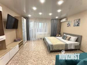 1-к квартира, посуточно, 44м2, 1/1 этаж