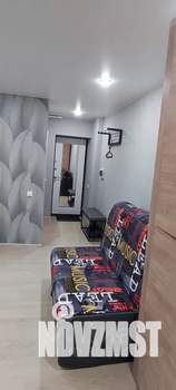 Студия квартира, посуточно, 35м2, 1/5 этаж