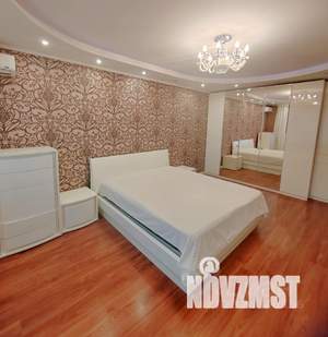 3-к квартира, на длительный срок, 140м2, 8/9 этаж