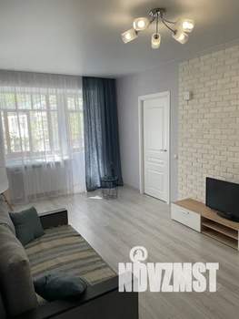 2-к квартира, посуточно, 45м2, 2/5 этаж