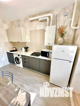 1-к квартира, посуточно, 35м2, 1/9 этаж