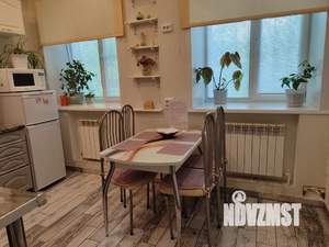 2-к квартира, посуточно, 42м2, 1/2 этаж