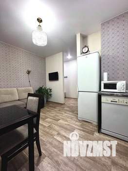 1-к квартира, посуточно, 50м2, 1/1 этаж