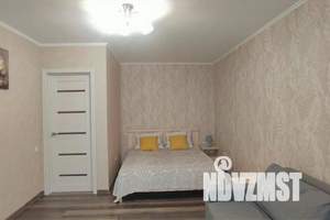 1-к квартира, посуточно, 40м2, 1/5 этаж