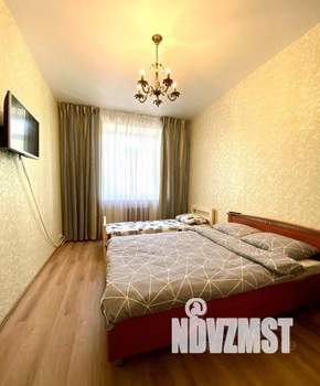 2-к квартира, посуточно, 65м2, 1/1 этаж