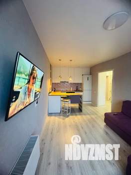 1-к квартира, посуточно, 37м2, 8/13 этаж