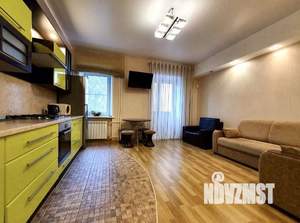 2-к квартира, посуточно, 55м2, 1/1 этаж