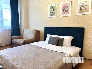 1-к квартира, посуточно, 48м2, 2/16 этаж
