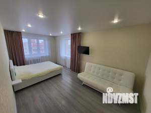 1-к квартира, посуточно, 45м2, 1/1 этаж