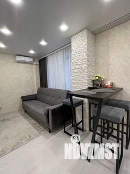 Студия квартира, посуточно, 30м2, 1/17 этаж